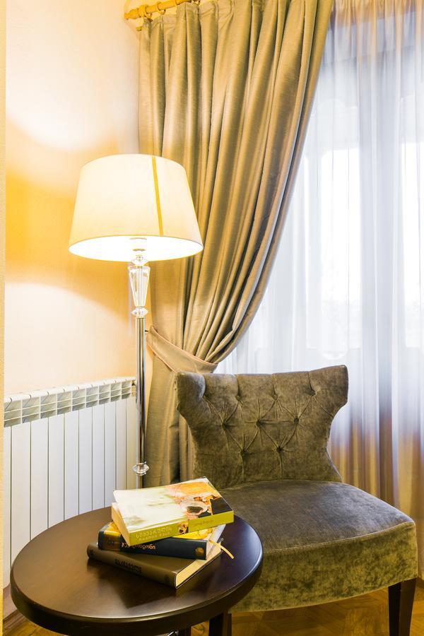 Hotel VIP Tbilisi Buitenkant foto