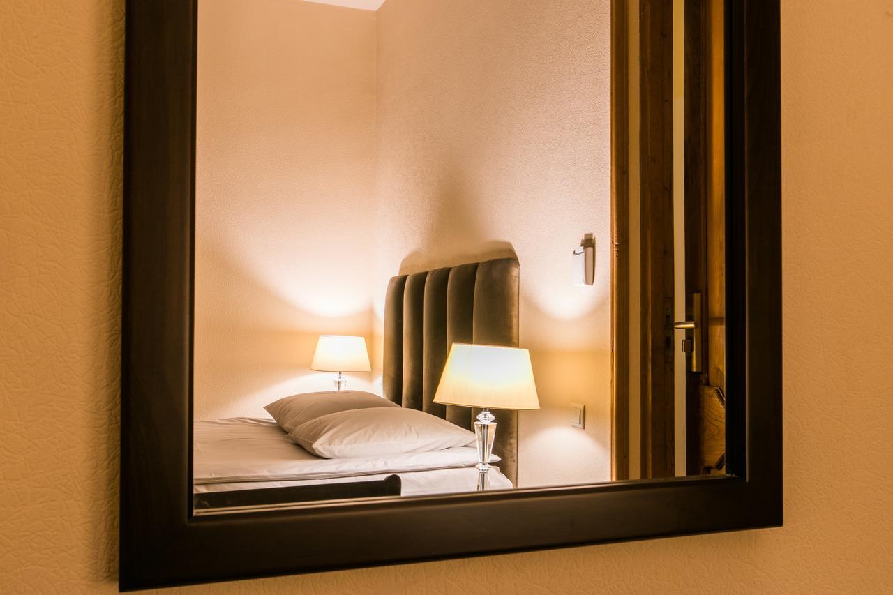 Hotel VIP Tbilisi Buitenkant foto