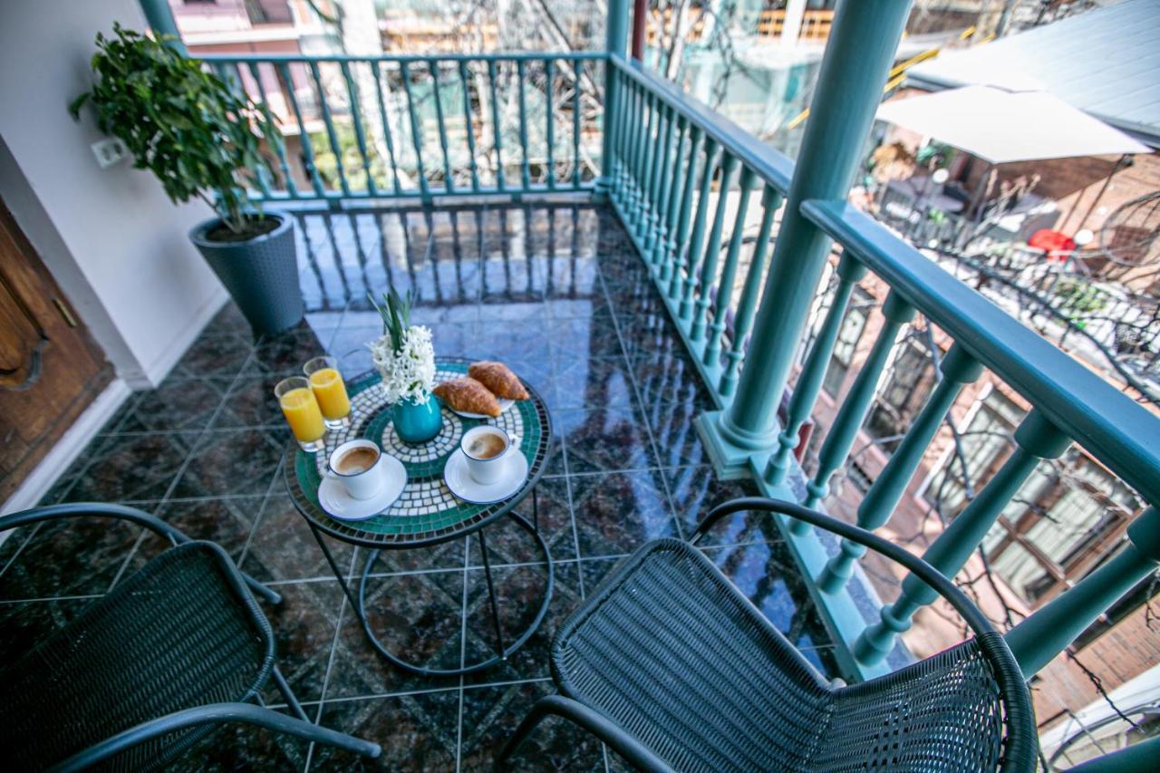 Hotel VIP Tbilisi Buitenkant foto